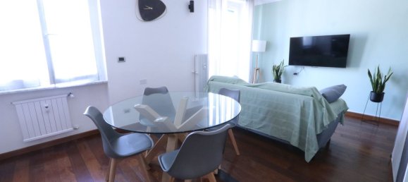 Apartamento de 2 dormitorios en Genoa, Italy No. 335702 12