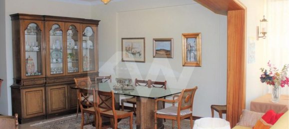 3 bedrooms Apartment in Lisbon, Portugal No. 69173 4