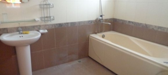 3 chambres Appartement à Dong Da, Vietnam No. 3795 9