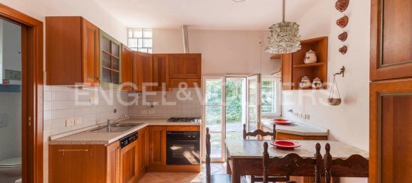 Дом с 10 комнатами в Пьяноро, Италия № 125668 7