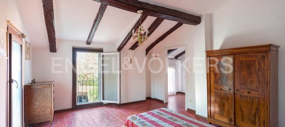 Дом с 10 комнатами в Пьяноро, Италия № 125668 17