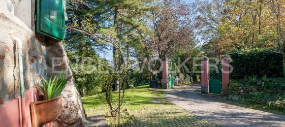 Дом с 10 комнатами в Пьяноро, Италия № 125668 35