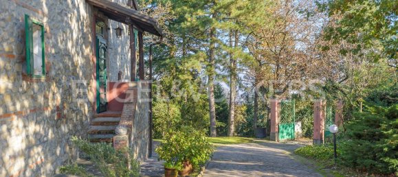 Дом с 10 комнатами в Пьяноро, Италия № 125668 33