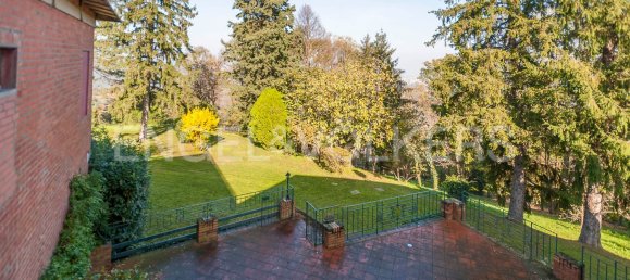 Дом с 10 комнатами в Пьяноро, Италия № 125668 31