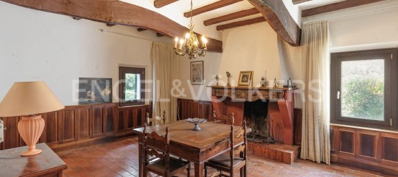 Дом с 10 комнатами в Пьяноро, Италия № 125668 2