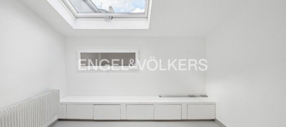 Apartamento de 2 dormitorios en Paris, France No. 176915 4