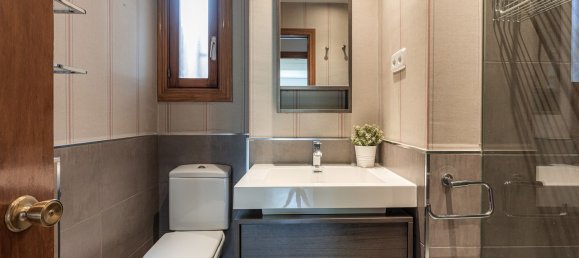 3 bedrooms Apartment in Madrid, Spain No. 168872 38