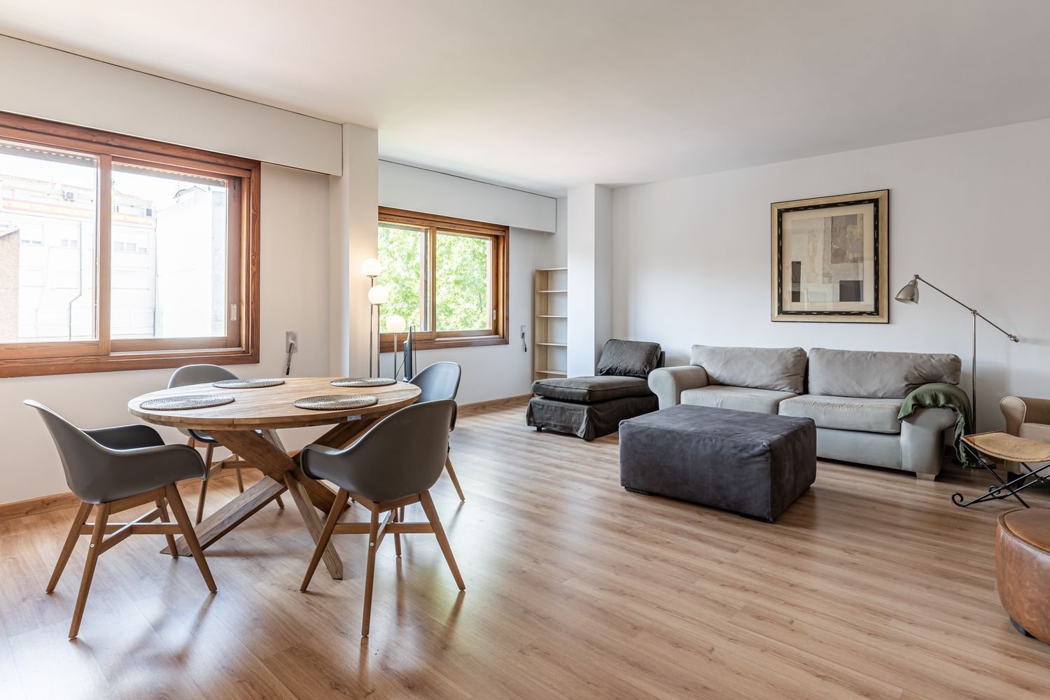 3 bedrooms Apartment in Madrid, Spain No. 168872