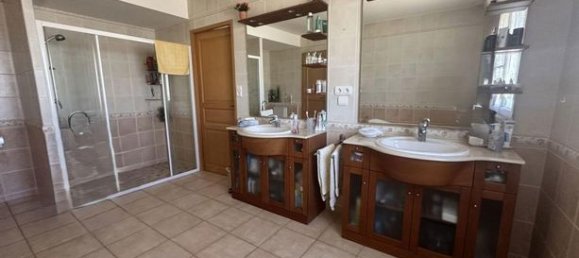 4 bedrooms Castles in La Palme, France No. 315507 17