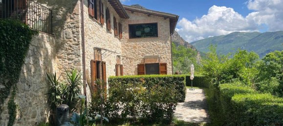 14 rooms House in Ferentillo, Italy No. 286691 3