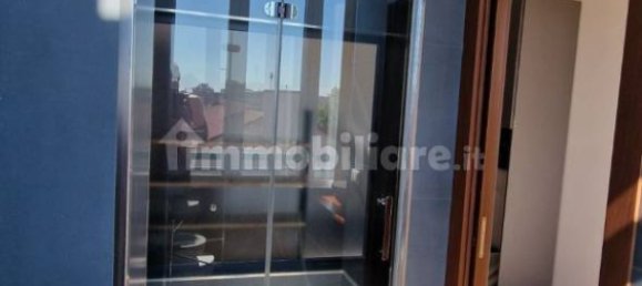 3 bedrooms Apartment in Milan, Italy No. 294577 22