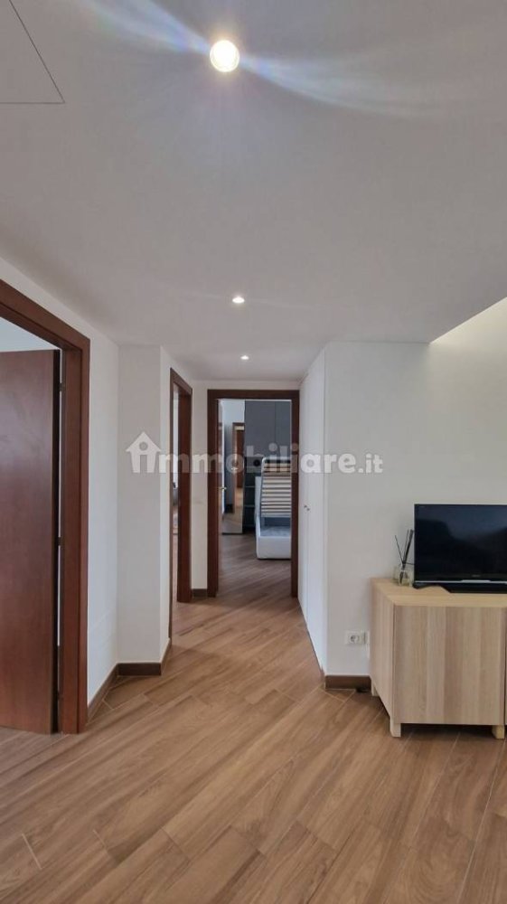 3 bedrooms Apartment in Milan, Italy No. 294577