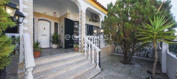 5 bedrooms Villa in Montijo, Portugal No. 121045 7
