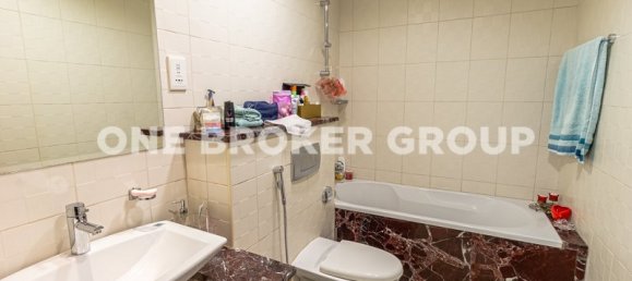 4 غرف نوم منزل ذو طابقين في دبي, UAE رقم 241 19