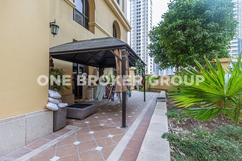 4 غرف نوم منزل ذو طابقين في دبي, UAE رقم 241