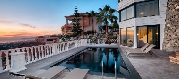 Вилла 4+1 в Аланья, Турция № 28891 6