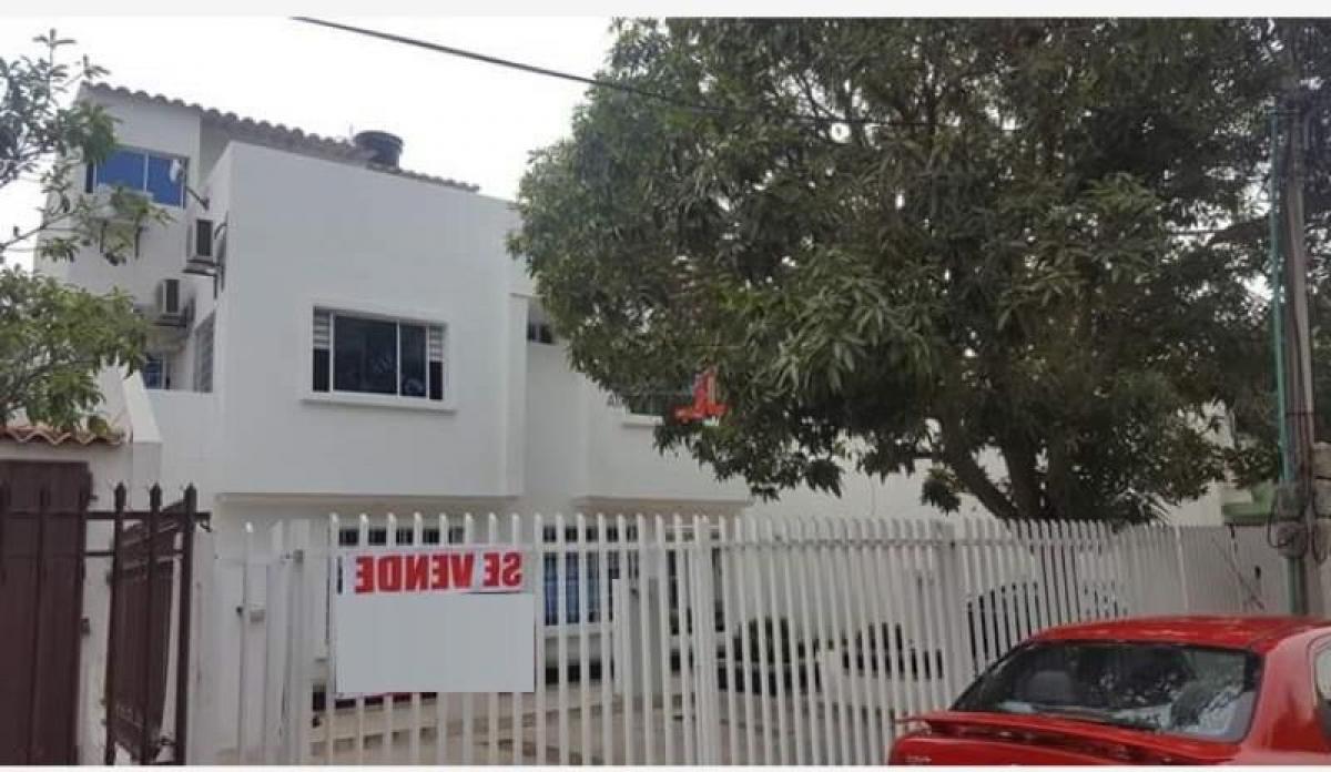 3 bedrooms House in Guadalajara de Buga, Colombia No. 5423