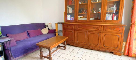 2 bedrooms Apartment in Cachan, France No. 179027 3