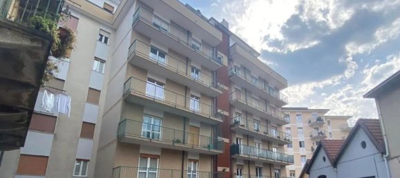 3 rooms Apartment in Luino, Italy No. 185548 17