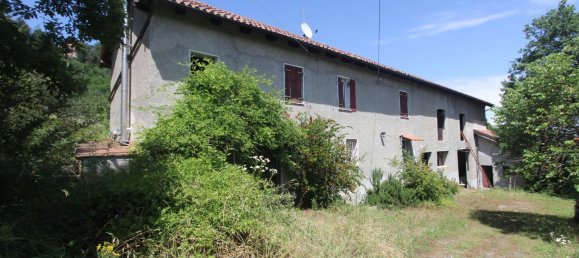 10 rooms House in Cremolino, Italy No. 148063 2