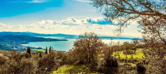 9 rooms Villa in Passignano sul Trasimeno, Italy No. 55660 4