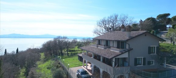 9 rooms Villa in Passignano sul Trasimeno, Italy No. 55660 16