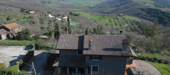 9 rooms Villa in Passignano sul Trasimeno, Italy No. 55660 19