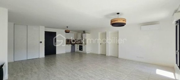 3 bedrooms Apartment in Frontignan, France No. 279947 4