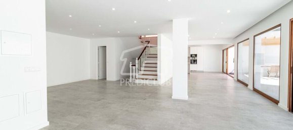 3 bedrooms Villa in Funchal, Portugal No. 120171 31