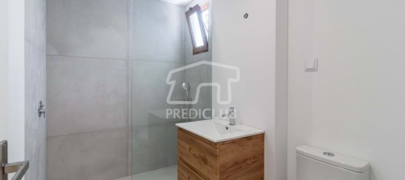 3 bedrooms Villa in Funchal, Portugal No. 120171 7