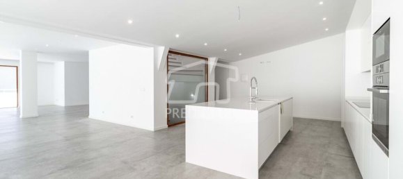 3 bedrooms Villa in Funchal, Portugal No. 120171 13