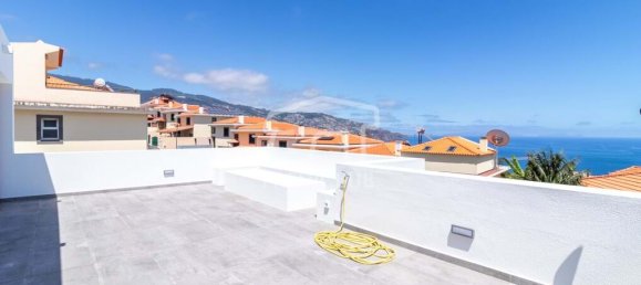 3 bedrooms Villa in Funchal, Portugal No. 120171 4