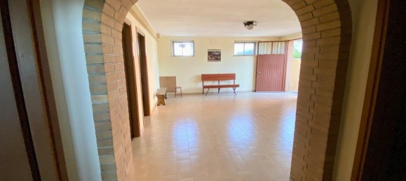 Villa de 8 dormitorios en Udine, Italy No. 331725 19