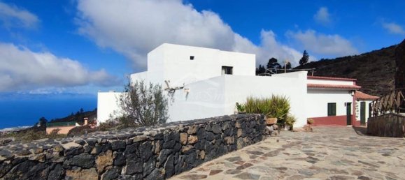 Casa de 5 dormitorios en Guía de Isora, Spain No. 130522 2