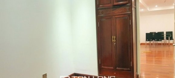 4 bedrooms Apartment in Tay Ho, Vietnam No. 1910 7