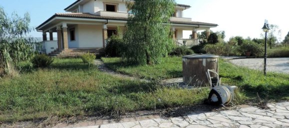 10 rooms Villa in Fondi, Italy No. 154642 4