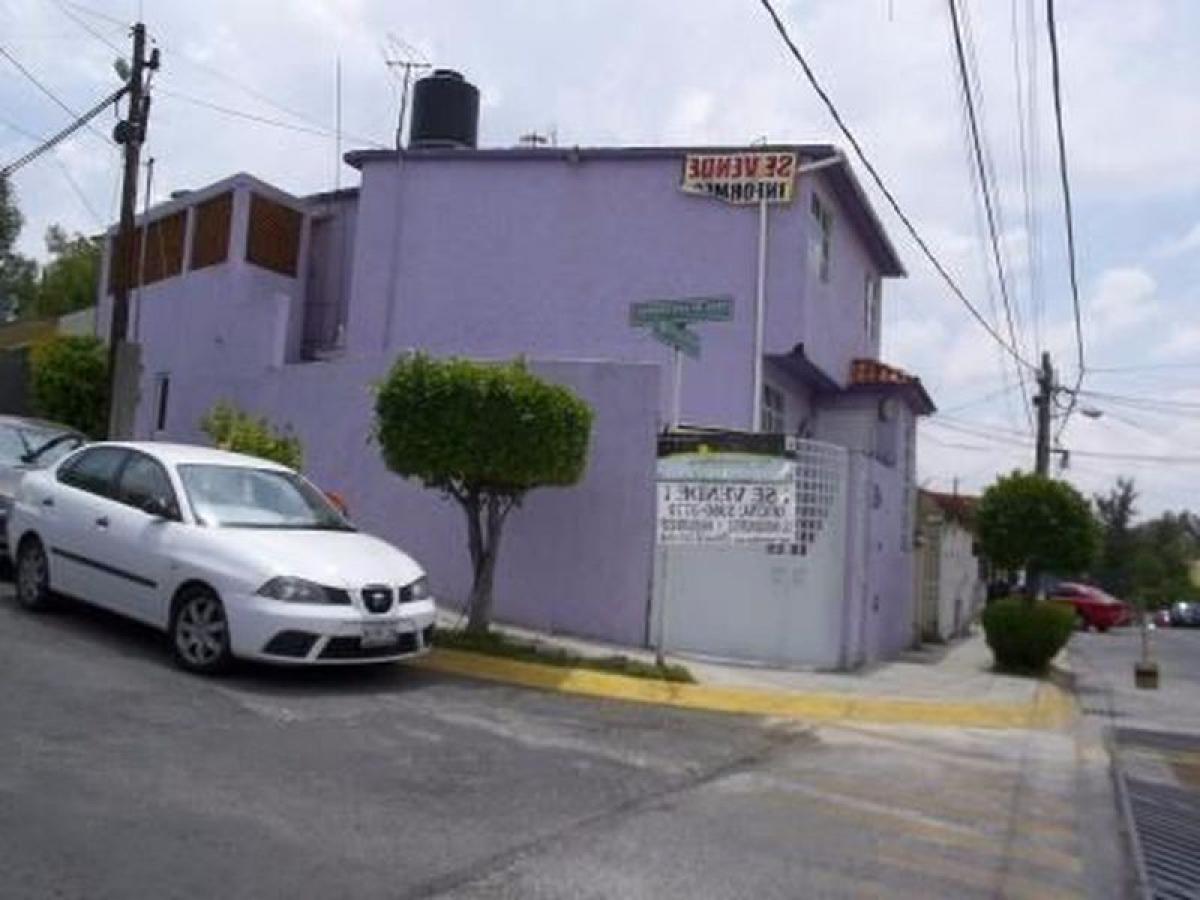 Casa de 3 dormitorios en Ciudad López Mateos, Mexico No. 217296