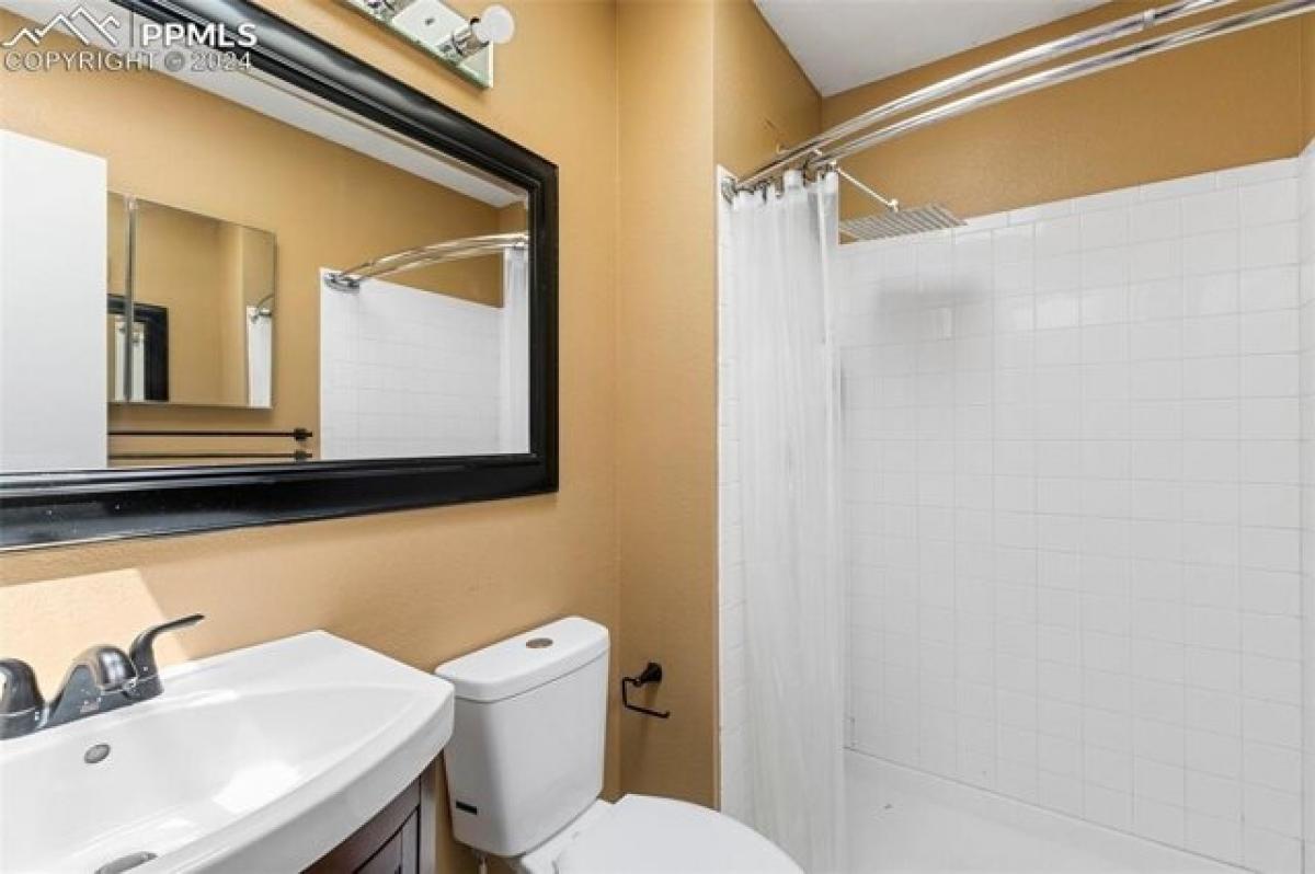 4 bedrooms House in Colorado Springs, USA No. 437437