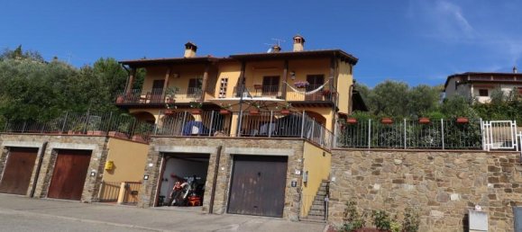 Casa de 3 habitaciónes en Montevarchi, Italy No. 230786 34