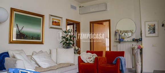 Дом с 5 комнатами в Фано, Италия № 36758 9