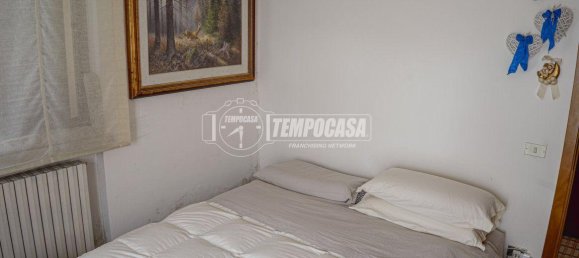 Дом с 5 комнатами в Фано, Италия № 36758 7