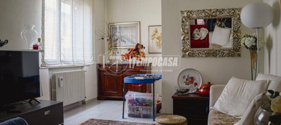 Дом с 5 комнатами в Фано, Италия № 36758 8