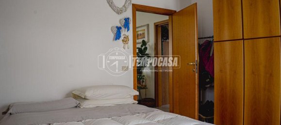 Дом с 5 комнатами в Фано, Италия № 36758 6