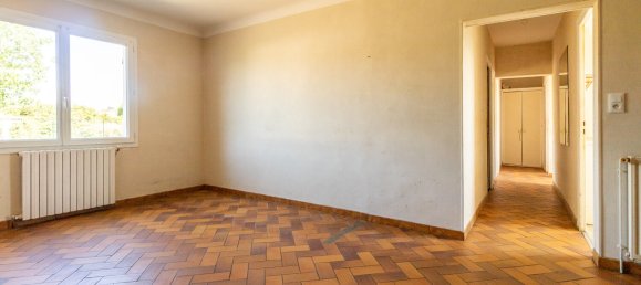 2 bedrooms House in Charente-Maritime, France No. 308851 2