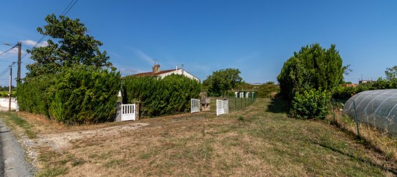 2 bedrooms House in Charente-Maritime, France No. 308851 14
