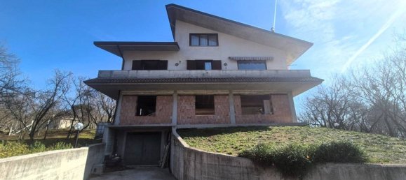 Вилла с 7 спальнями в Монторо, Италия № 226669 2