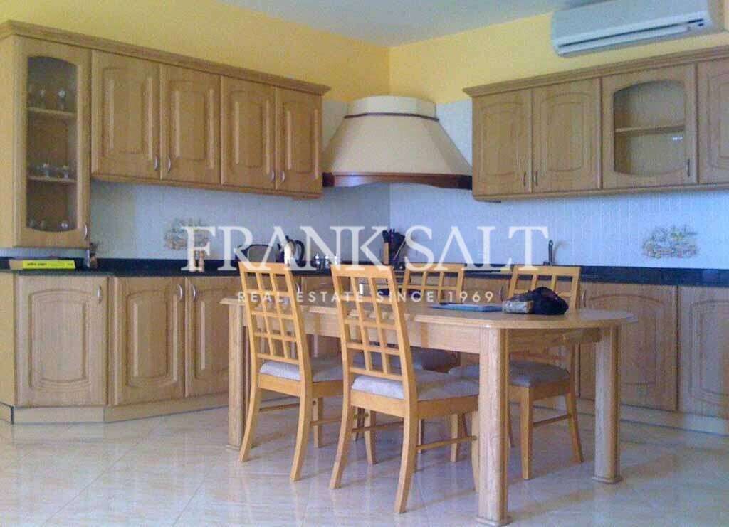 Apartamento de 3 dormitorios en Marsaskala, Malta No. 1703