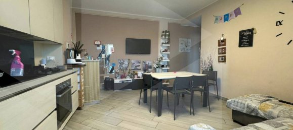 3 rooms Apartment in San Giuliano Milanese, Italy No. 31166 9