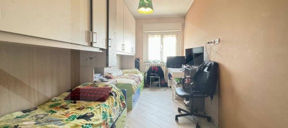3 rooms Apartment in San Giuliano Milanese, Italy No. 31166 4
