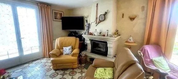 Casa de 3 dormitorios en Apremont, France No. 98382 4